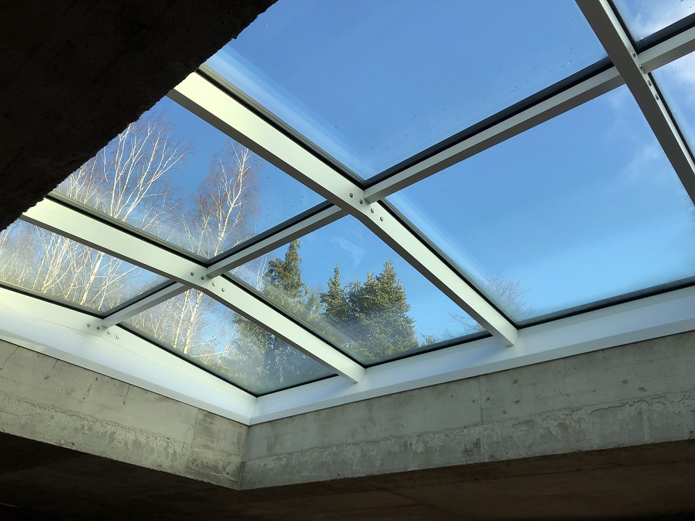 Kochanowice -swietlik nad basenem