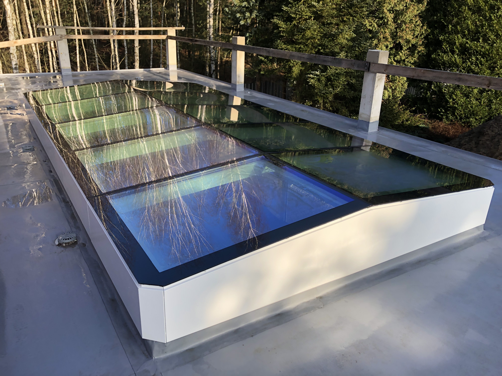 Kochanowice -swietlik nad basenem